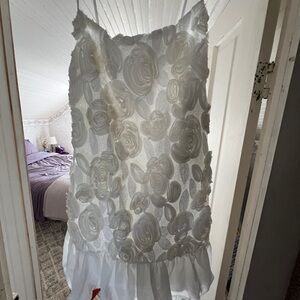 Elegant White Floral Dress